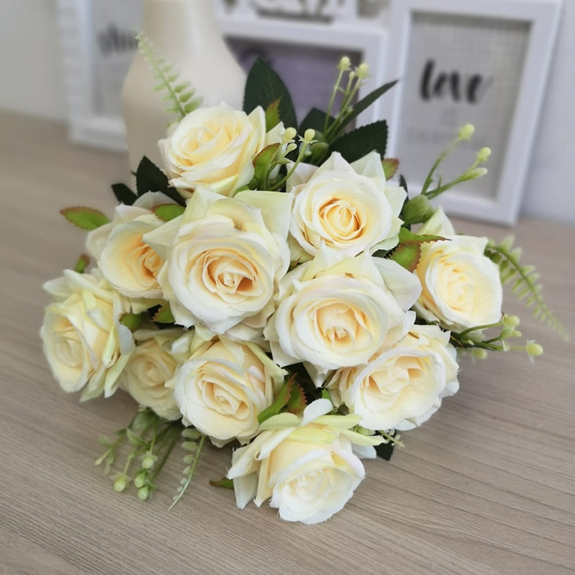 Искусственные цветы в Подольске | Цветы искусственные «Розы острые», молочно-персиковые, букет